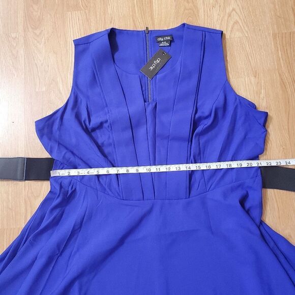 NEW! City Chic | 'Vintage Veroni' Fit & Fare Dress - size 22W in Blue - Picture 9 of 12